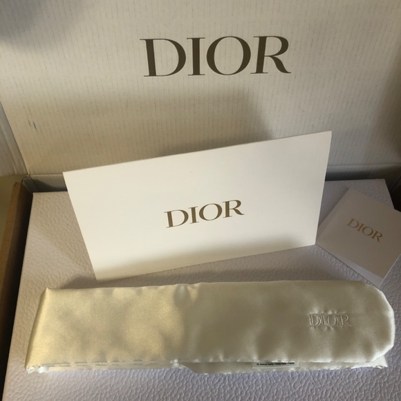 Dior White Hair Accessory main image 5